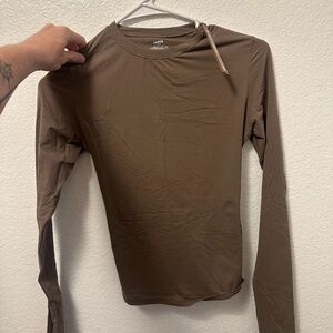 SKIMS Long Sleeve Tee - Brown